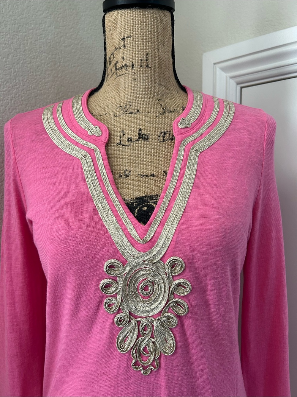 Lilly Pulitzer Pink V-Neck Tunic with gold Embroidered Appliqué